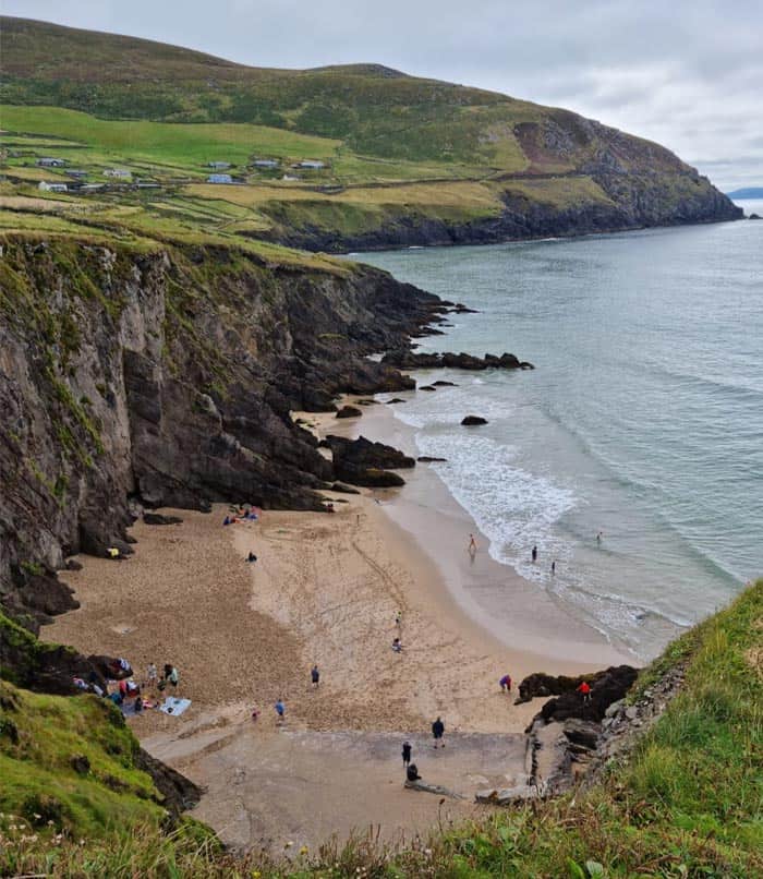 Slea Head Tour of The Dingle Peninsula: Coumenole